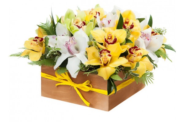 Цветочная композиция из орхидей