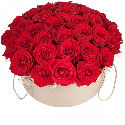 Цветочная композиция из красных роз