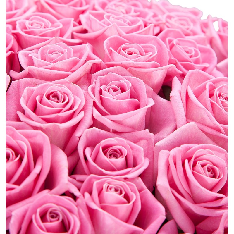 Круглый букет из розовых роз