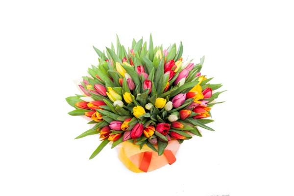 Букет из разноцветных тюльпанов